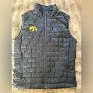 NWOT Patagonia Worn Wear Men's Large Nano Puff Vest NCAA Iowa  Hawkeyes Puffer